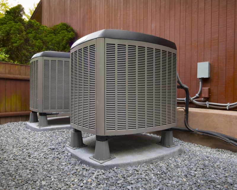 3 Signs Your AC Unit May be Close to a Breakdown
