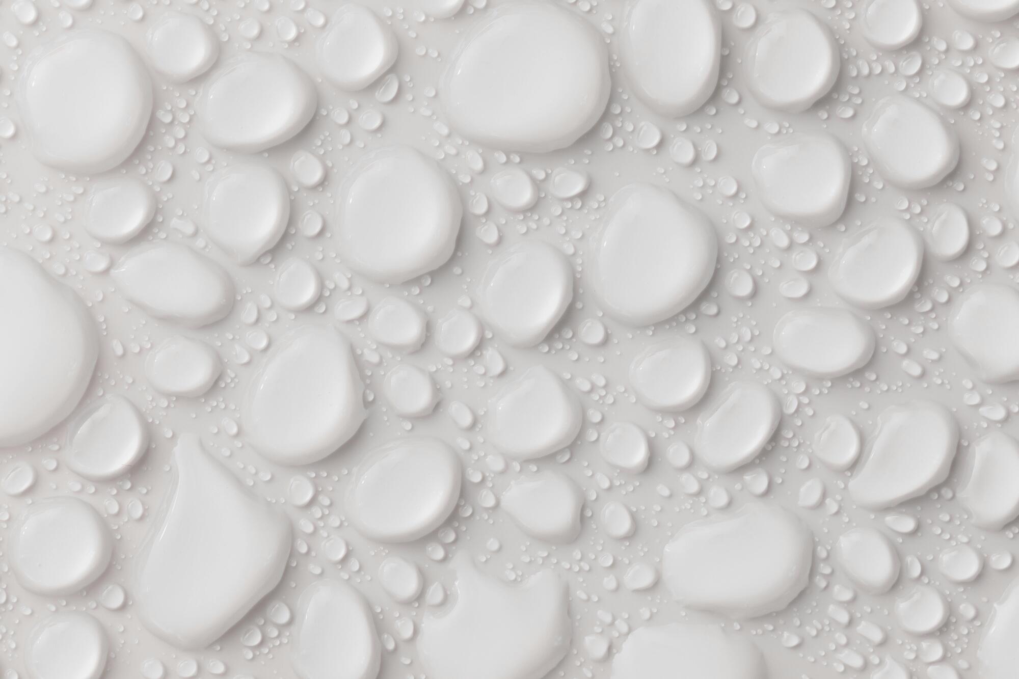 Spot AC Refrigerant Leaks: 7 Key Warning Signs